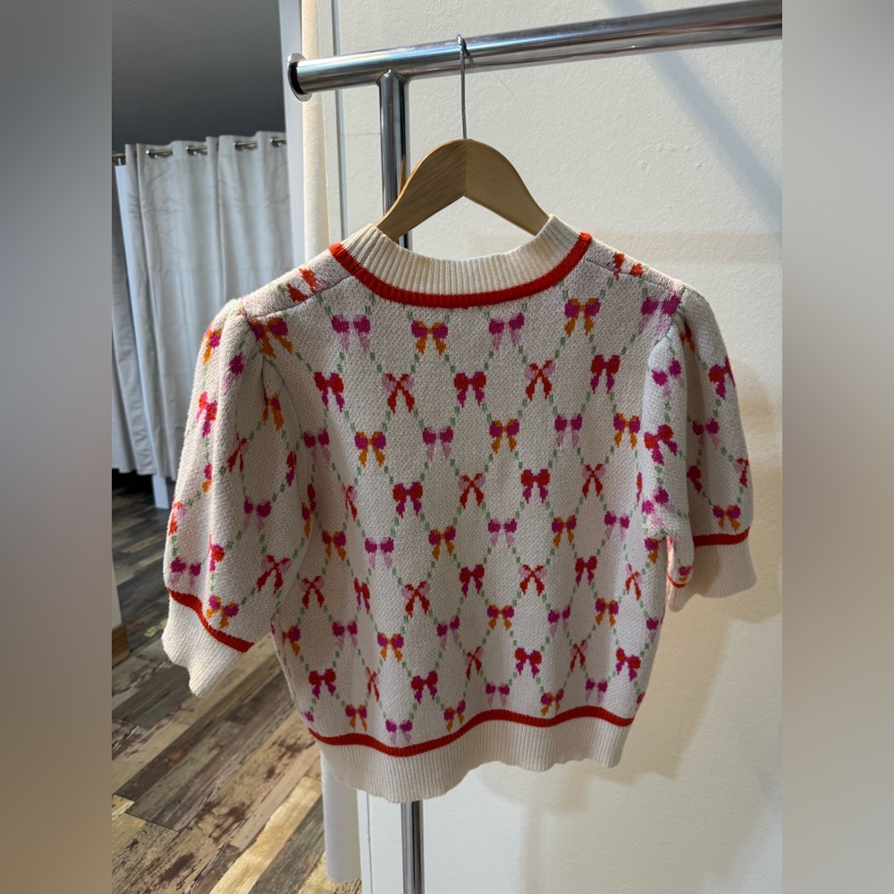 THML Cream Sweater with Pink, Red and Orange Bow Pattern - Picture 2 of 3